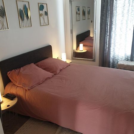L'Hirondelle Apartment Pre-en-Pail-Saint-Samson Екстериор снимка